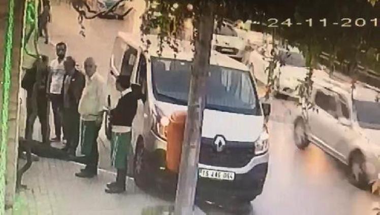 Bursa'da minibüsün altında 1 kilometre sürüklenen yaşlı adam öldü! - Resim : 3