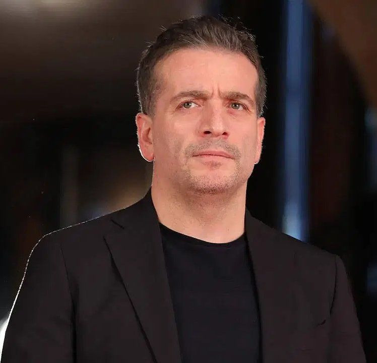 "Merhaba 2. hayat" Günlerdir yoğun bakımda olan Murat Cemcir taburcu edildi! Duygusal paylaşım: Ömrümün geçmek bilmeyen en uzun saatleriydi! - Fotoğraf: 3