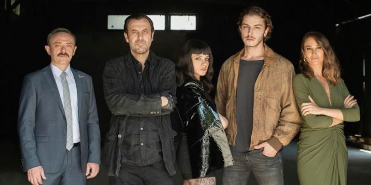 Sen Çal Kapımı Dizisinden Giden İki İsmin Yeni Dizileri Çok Şaşırttı! Yeni İmajları Çok Konuşulacak - Resim : 4