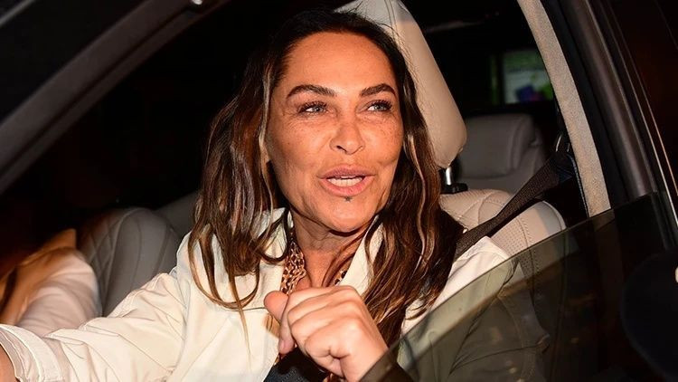 Yıldız Tilbe ve Hülya Avşar arasında "çirkinsin" polemiği... İddialar sonrası Tilbe'den açıklama var: Benim ağzımdan çıkmadı! - Fotoğraf: 7