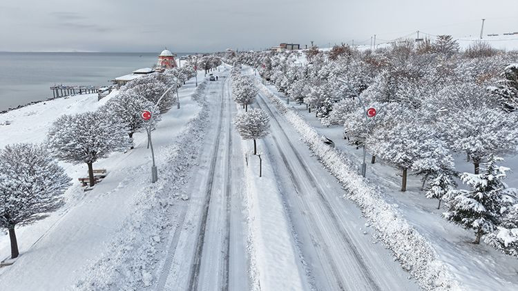 Hafta sonu yeniden kar geliyor! 46 ilde lapa lapa kar yağacak - Fotoğraf: 22