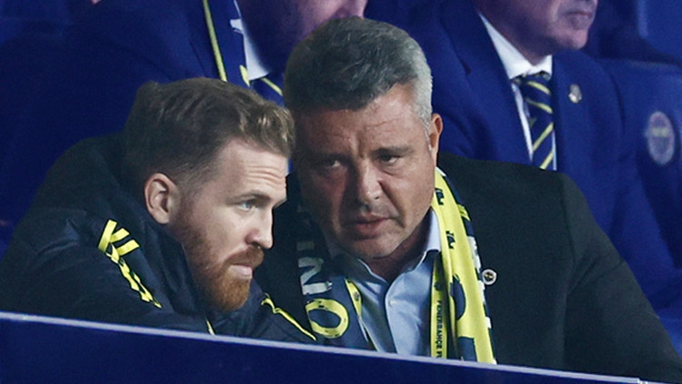 Sadettin Saran ve yönetimi, 4 isimle yollarını ayırmayı düşünüyor - Fotoğraf: 4