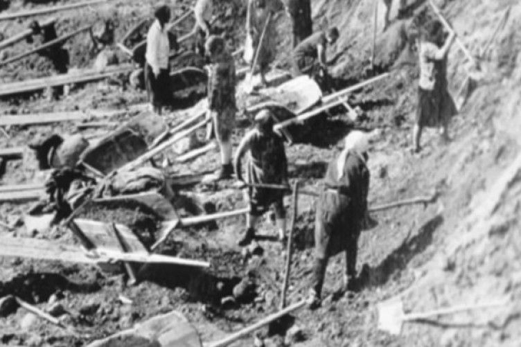 Erdoğan'ın bahsettiği Boraltan Köprüsü faciası nedir? 195 Azerbaycan Türkü neden Sovyetlere teslim edildi? - Fotoğraf: 6