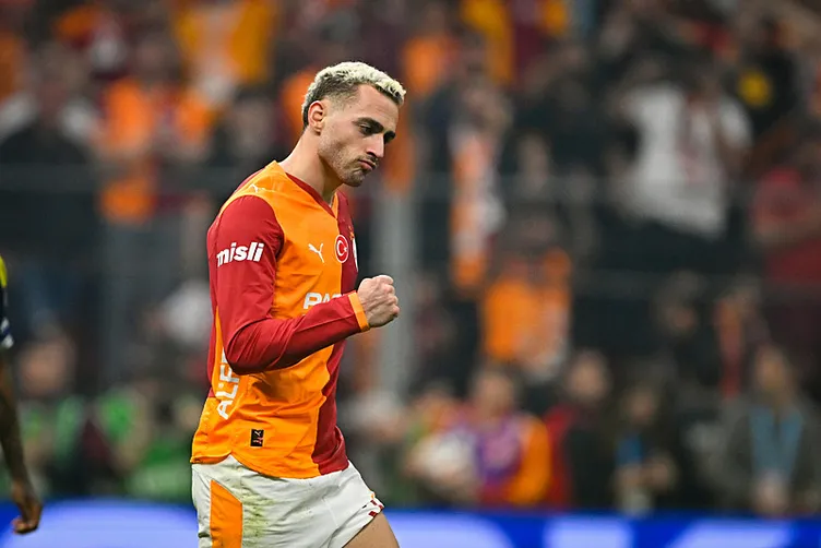 Galatasaray'da bu 7 futbolcu gelecek sezon kadroda olmayacak - Fotoğraf: 11