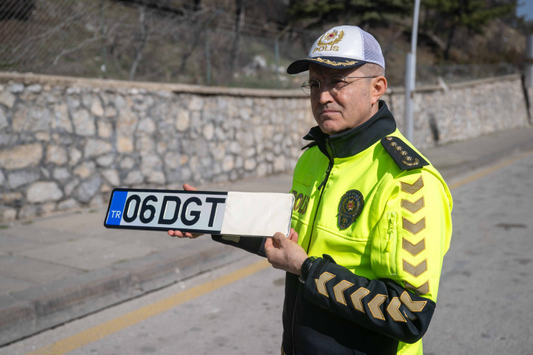 APP ve standart plaka arasındaki farklar neler?