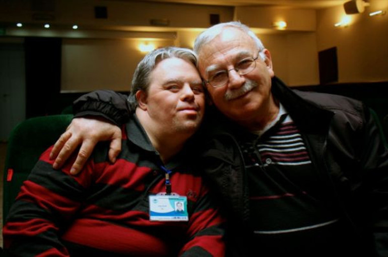 erdogan-is-imkani-sagladi-down-sendromlu-ulas-10619790_1442_m