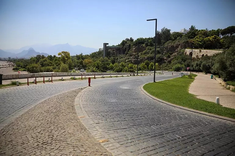 Hava sıcaklığı pik yaptı: 95 yılın sıcaklık rekoru kırıldı! - Resim : 2