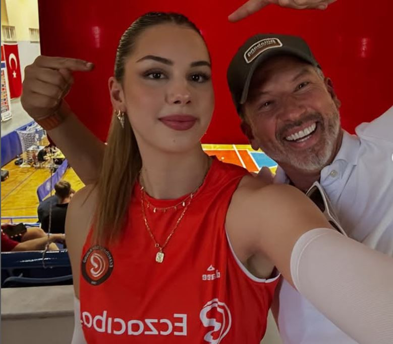 Kadriye Olgar’ın oğlu Orkun Olgar kimdir? Kaç yaşında, ne iş yapıyor? Eşi kim? İşte tüm merak edilenler! - Resim : 2