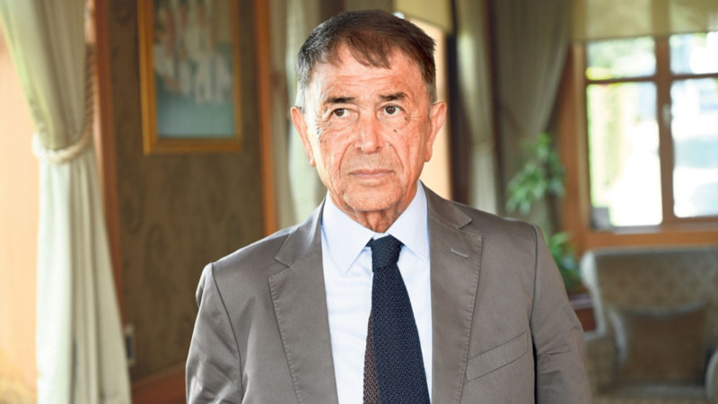 İşten çıkarmalar 2 bin kişiyi buldu...Eren Holding Yönetim Kurulu Başkanı Ahmet Eren: "İşçi çıkarmak çok ağrıma gidiyor"