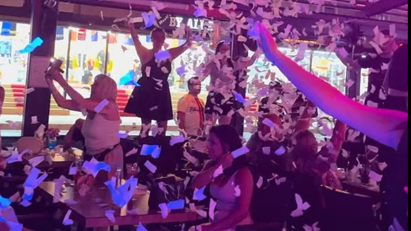 Turizm merkezlerindeki önlemler İngilizlerin tepkisine neden oldu!