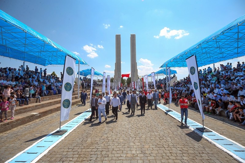 Uysal: Malazgirt'i hatırlatmada sorumluluğumuz var - Resim : 4