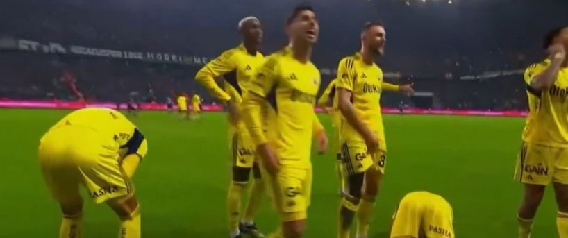Skriniar'ın tribünlere doğru yaptığı hareket tepkilere neden oldu - Fotoğraf: 13