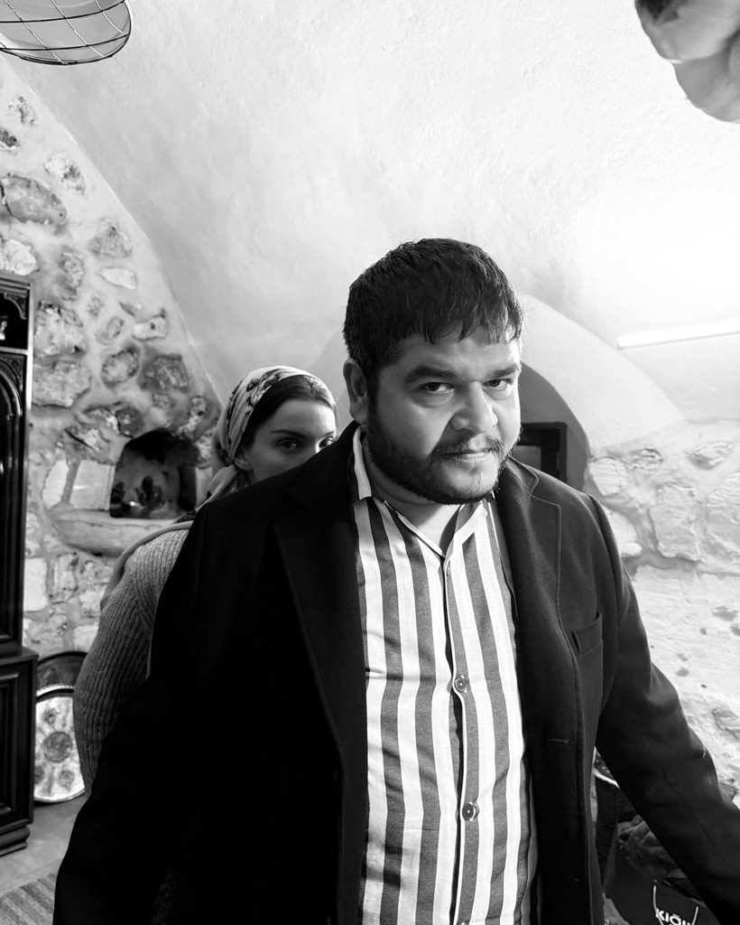 Set aşkı mı doğdu? Uzak Şehir'in Kadir'i Burak Şafak'tan Yaren Güldiken açıklaması - Fotoğraf: 2