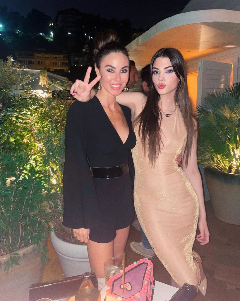 Derin Talu, influencer'ların tek tip görünmesine takıldı! "O zayıflığı kapatmak için..." - Fotoğraf: 2