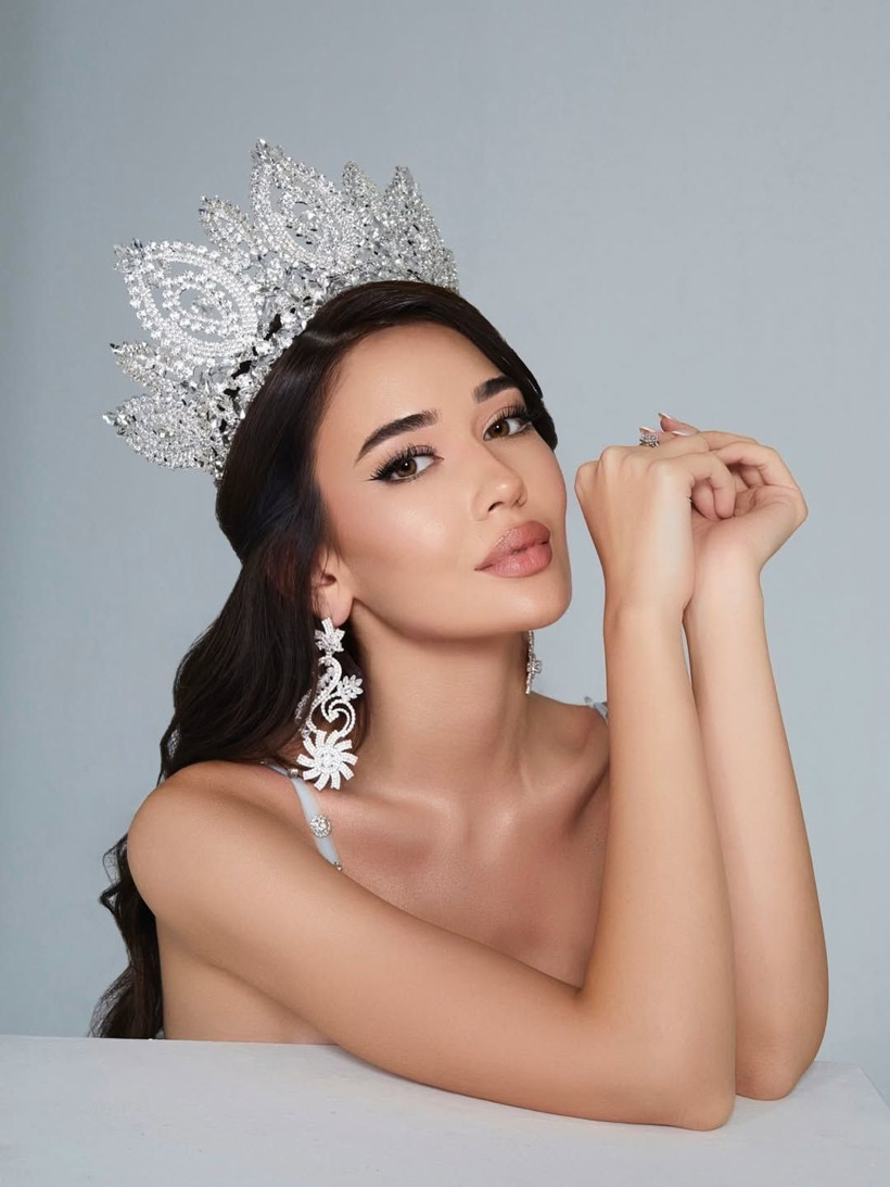 Skandal üstüne skandal yaşanmıştı! Miss Universe 2025'te Türkiye temsilcisi Ceren Arslan ilk 30'a giremedi! Sitem dolu paylaşım: Jürimiz beni ilk 30’dan çirkin buldu demek ki - Fotoğraf: 9