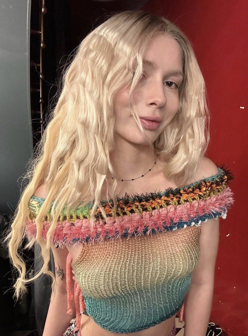 Ünlü isimlere yönelik uyuşturucu operasyonu derinleşiyor! Aleyna Tilki, İrem Sak, Danla Bilic ve Mümine Sena Yıldız gözaltında! İlk açıklamalar geldi - Fotoğraf: 7