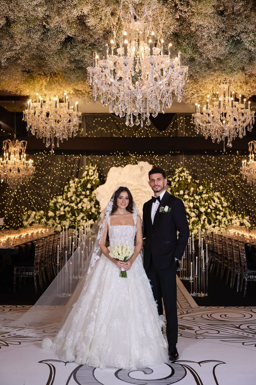 Samet Akaydın ve Hazal Çağlar evlendi! Düğünde yıldızlar geçidi! Ünlü futbolcular akın etti - Fotoğraf: 2