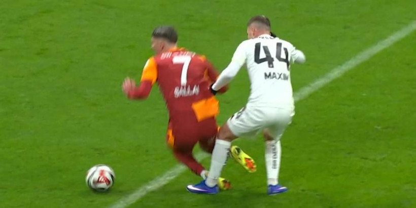 "Barış Alper Yılmaz ve Mario Lemina'ya net kırmızı kartı veremedi!" Eski hakemler Trio programında hatalı kararları tek tek açıkladı - Fotoğraf: 8