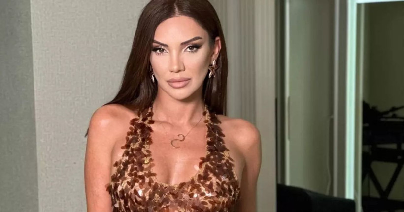 Saç örme videosu tepki çekmişti... Dilan Polat'ın kardeşi Sıla Doğu SüperHaber'e konuştu: Eski videolarım üzerinden linç kampanyası başlattılar! - Fotoğraf: 8