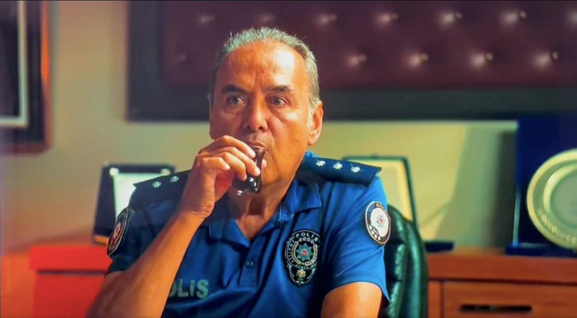 Asena Keskinci’nin Jasmine dizisindeki erotik sahneleri olay oldu! Başkomiser sahnesi Türkiye’yi karıştırdı... "Daha maaşımı almadım..." - Fotoğraf: 8