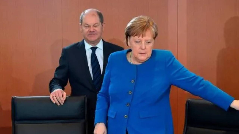 Almanya’yı sarsan skandal! Merkel ve Scholz’u hedef alan ölüm listesi alarmı: Suikast için bağış toplamışlar - Fotoğraf: 2