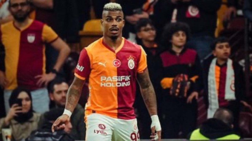 Galatasaray'ın Monaco maçı ilk 11'i belli oldu! Okan Buruk tarihi maçta tercihini yaptı: "Fedakarlık yapacaksan, o maç bu maç!" - Fotoğraf: 5