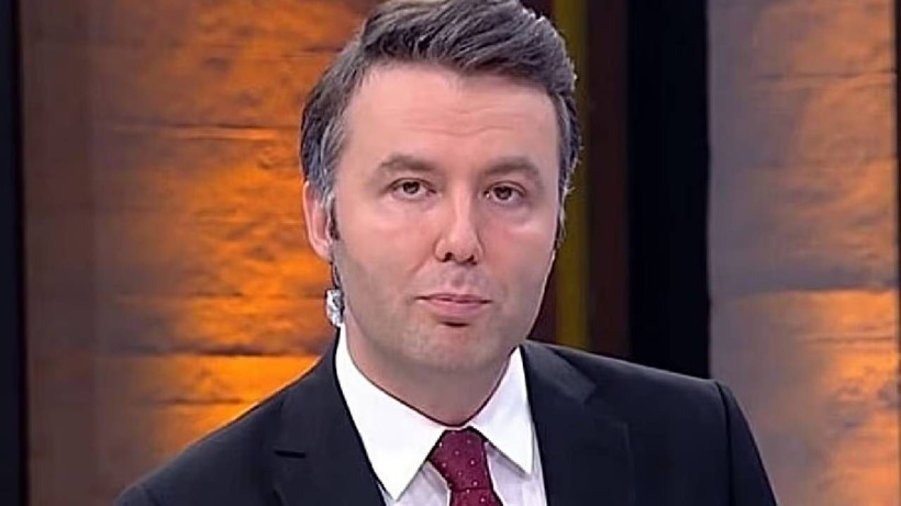 Şoke eden ifade ortaya çıktı: Kadın spiker anlattı, Mehmet Akif Ersoy için “parayı rulo yapıp kokain içti” iddiası - Fotoğraf: 1