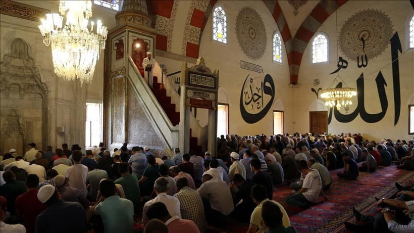 Türkiye’nin konuştuğu skandallar sonrası Diyanet'ten manidar Cuma Hutbesi: Uyuşturucu aklı, fuhuş hayatı yok eder! - Fotoğraf: 3