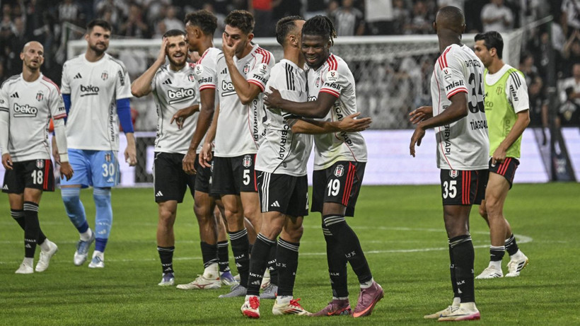 Beşiktaş'ın Çaykur Rizespor maçı 11'i belli oldu! Sergen Yalçın sonunda inadını kırdı: Taylan Bulut 2 ay sonra 11'de sahaya çıkacak - Fotoğraf: 5