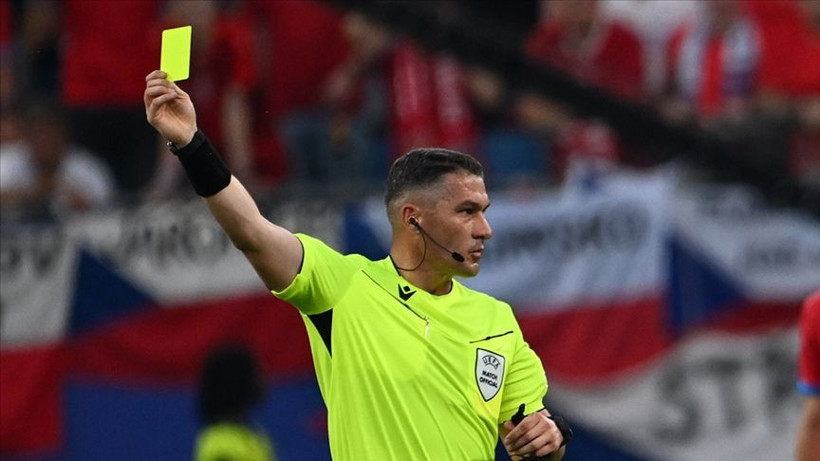 Galatasaray - Fenerbahçe derbisinde olay yaratmıştı! Dünyanın en iyi 10 hakemi açıklandı: Listede tanıdık bir isim var - Fotoğraf: 11