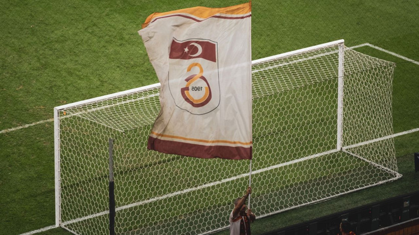 Galatasaray'dan tarihi suç duyurusu! Ünlü isimleri bir bir savcılığa şikayet ettiler - Fotoğraf: 5