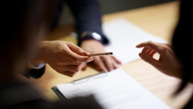 Avukatlık asgari ücret tarifesi güncellendi! Ağır ceza davaları 65 bin, asliye mahkemeleri 45 bin TL'ye yükseldi - Fotoğraf: 5