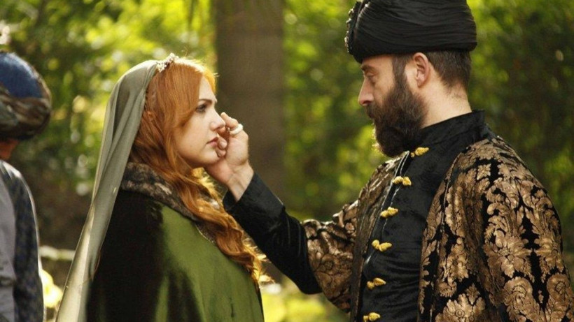 Muhteşem Yüzyıl hayranlarına sevindiren haber! Hürrem ve Süleyman yeniden bir arada! Halit Ergenç ve Meryem Uzerli aynı projede... - Fotoğraf: 3