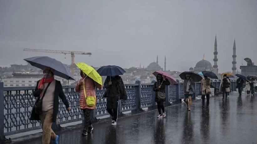 AKOM'dan İstanbul için son dakika uyarısı! 4 ilçeyi vuracak, saat verildi: Kuvvetli sağanak geliyor - Fotoğraf: 7