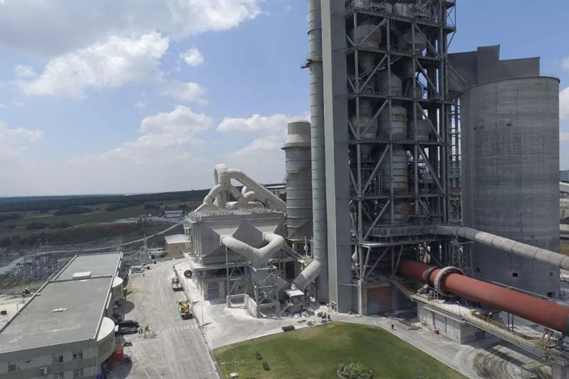 Yunan şirket Türk çimento devini satın aldı! Dudak uçuklatan satış bedeli - Fotoğraf: 2
