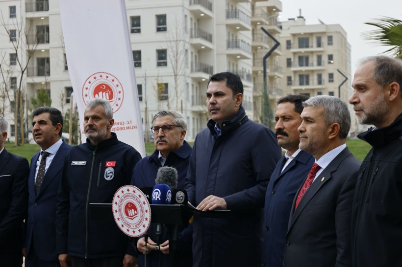 Cumhurbaşkanı Erdoğan ilk ışıkları yarın yakacak! Dünyanın ilk ışıklandırılan caddesi Tarihi Kurtuluş Caddesi yeniden aydınlanıyor - Fotoğraf: 6