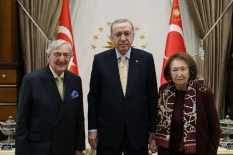 Koç'un ardından Sabancı'dan Erdoğan ziyareti! Güler Sabancı, Sabancı Holding'in yeni başkanı Hayri Çulhacı’yla beraber Cumhurbaşkanı Erdoğan'ı ziyaret etti - Fotoğraf: 5