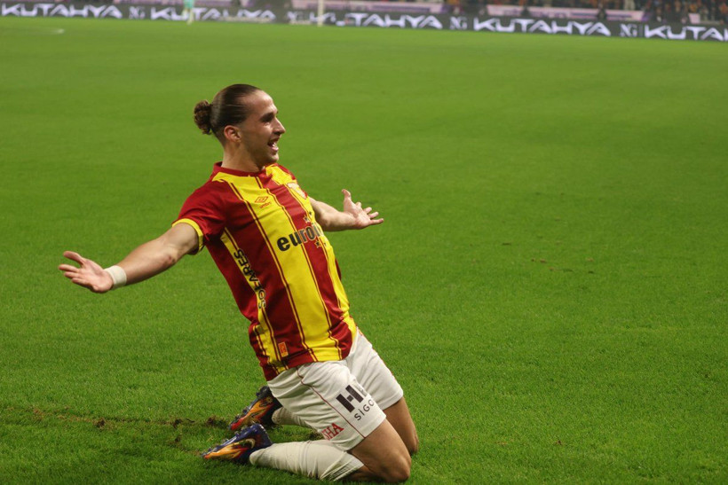 Aziz Yıldırım'dan büyük taarruz! Ligin tüm yerli yıldızlarını Fenerbahçe'ye getirecek: İşte imza attırılacak 3 oyuncu - Fotoğraf: 7