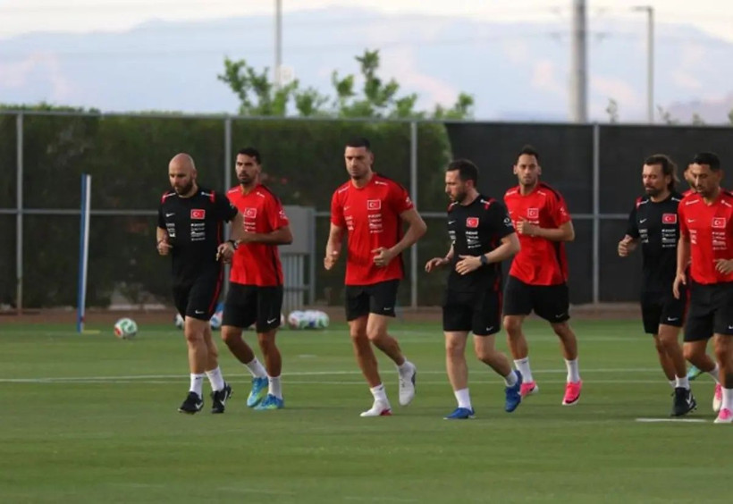 Mağlubiyet sonrası çok eleştirilmişti... Milli Takım'da Merih Demiral ve Eren Elmalı imaj değiştirdi! - Fotoğraf: 4