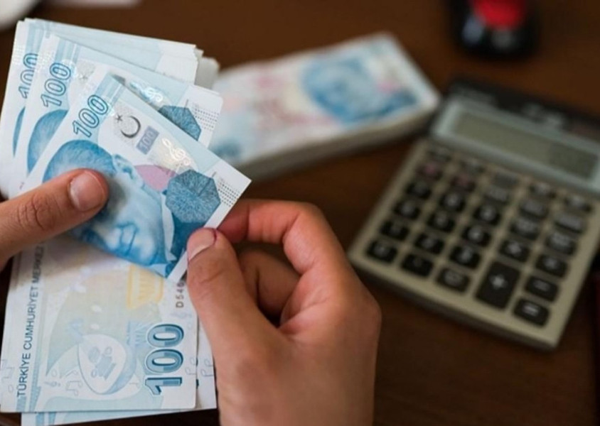 Tartışma yaratmıştı! Kamuda yönetici personele seyyanen zam teklifi geri çekildi