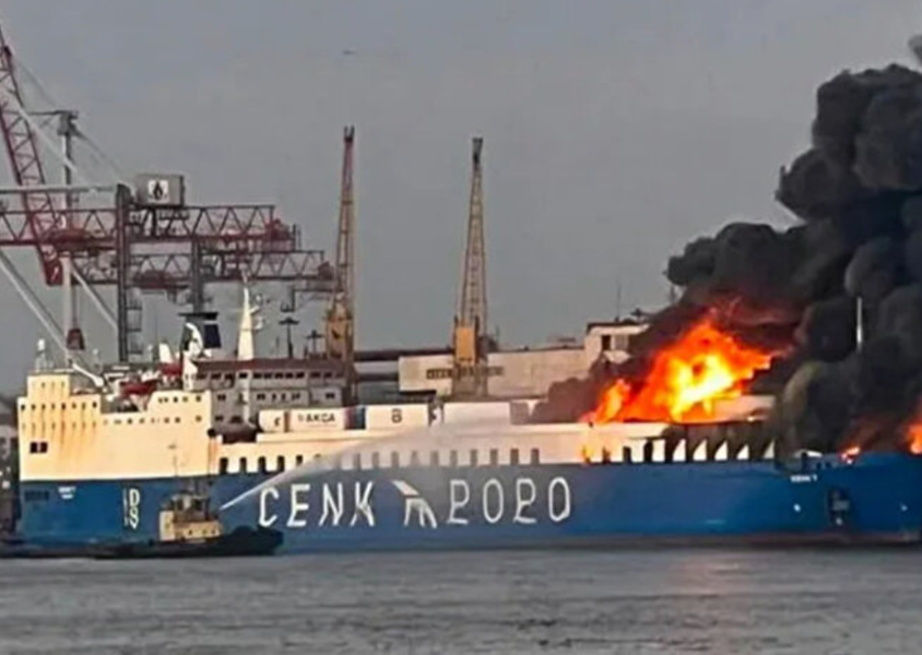 Rusya Türk gemisini vurdu! CENK T Odessa açıklarında alev aldı