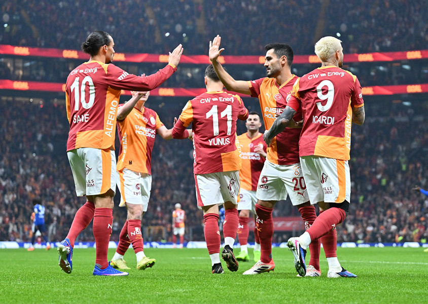 Kasımpaşa'yı rahat geçen Galatasaray ilk yarıyı lider kapattı