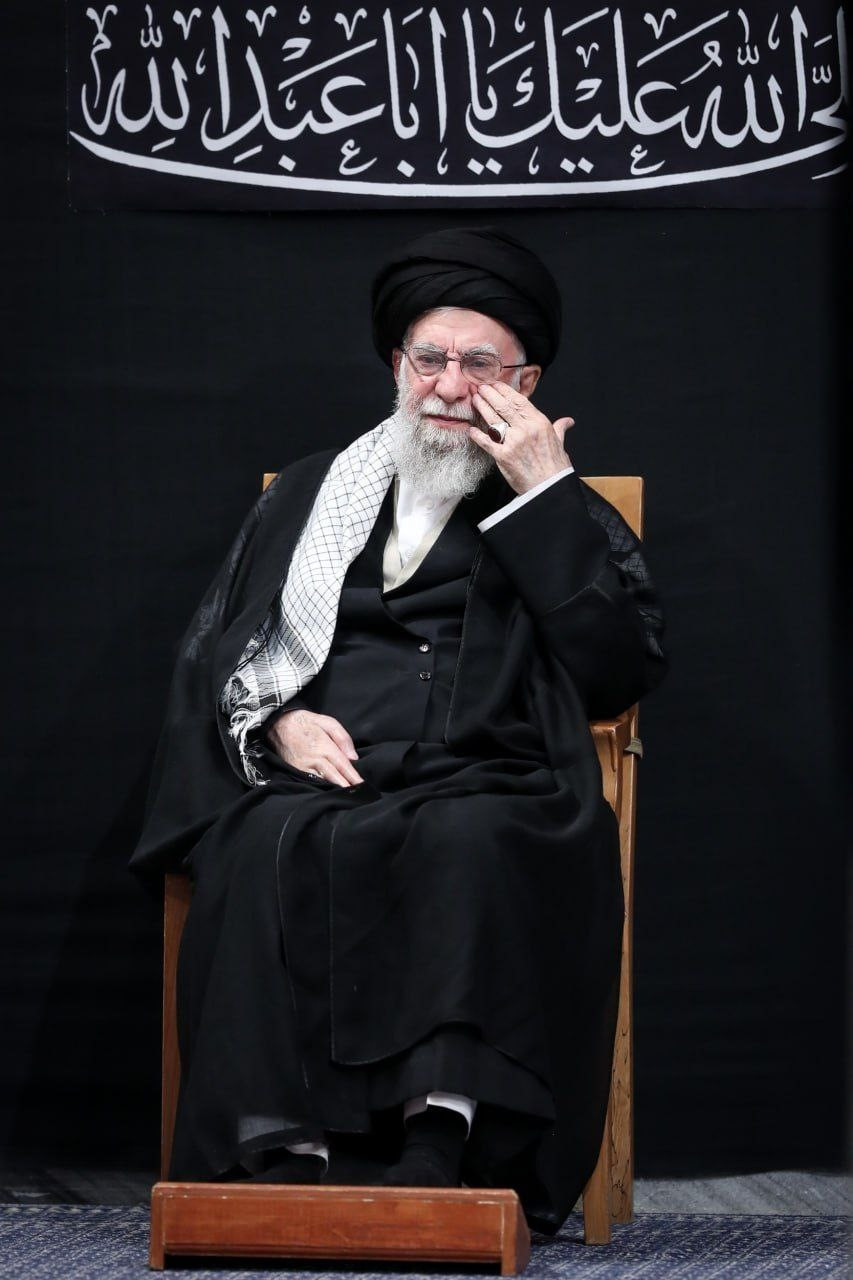İran Dini Lideri Hamaney savaş sonrası ilk kez kamuoyu karşısında... 12 gün sığınakta kalmıştı - Resim : 3