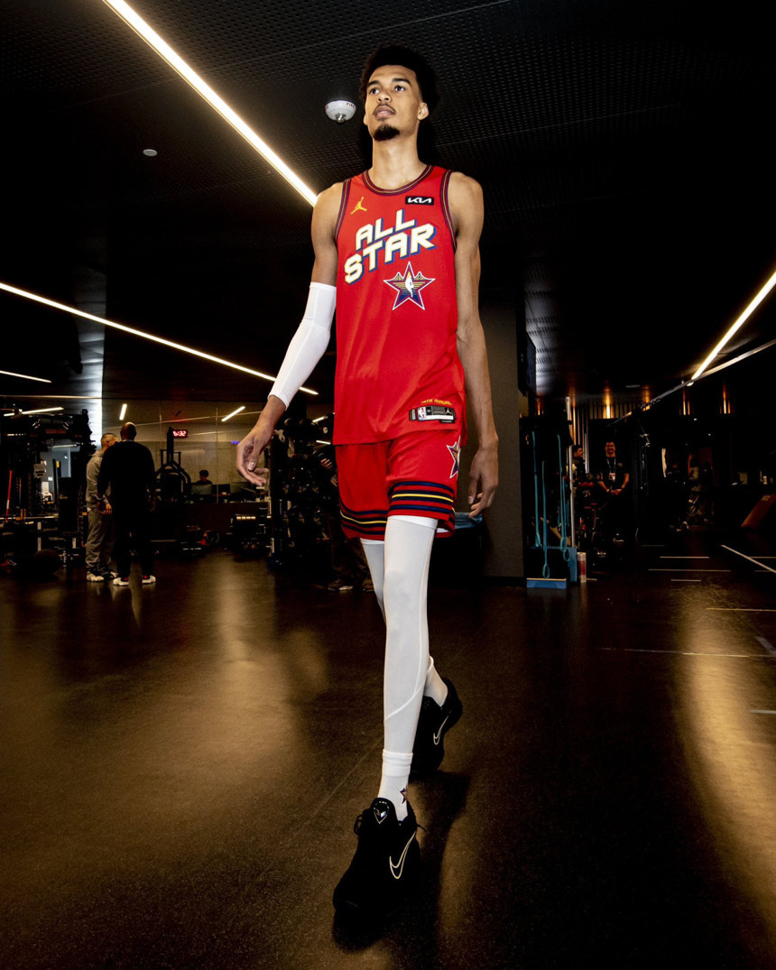 NBA'de şok sakatlık! Victor Wenbenyama sezonu kapattı