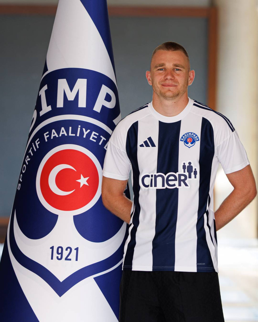 Kasımpaşa Attila Szalai'yi açıkladı, Macar stoper yeniden Süper Lig'de - Resim : 2