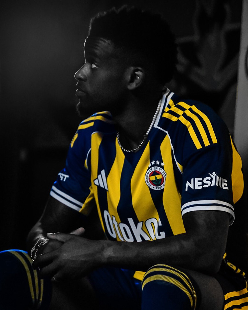 Fenerbahçe yeni transferleri resmen duyurdu: İmzalar atıldı!