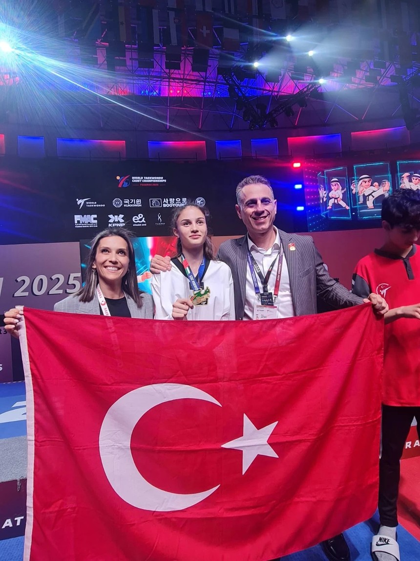 Taekwondo'da yıldızımız parladı: Sena Yılmaz dünya şampiyonu oldu! - Resim : 2