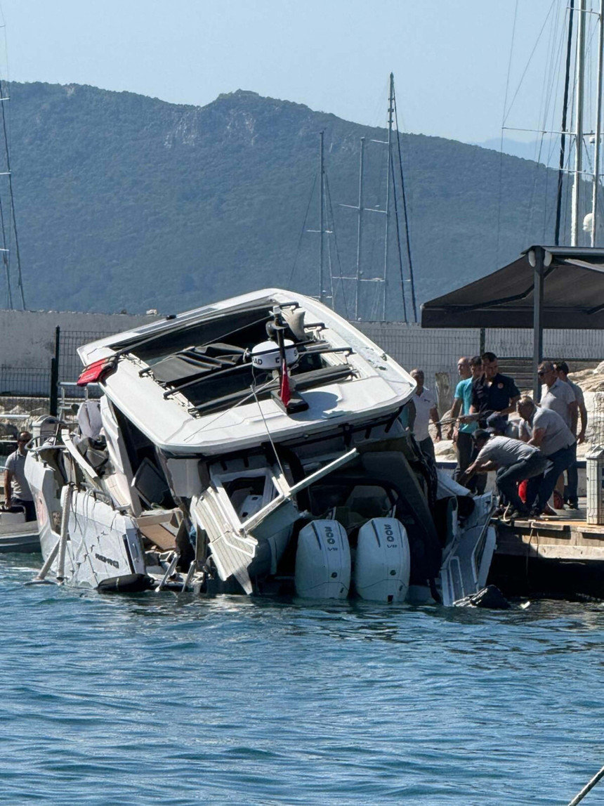 Bodrum marinada korkutan patlama! Yakıt ikmalı sırasında faciadan dönüldü: 3 yaralı