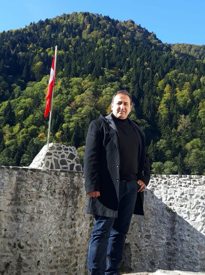 Rize’de trajik kaza! Üzerine ağaç düşen adam hayatını kaybetti - Resim : 2