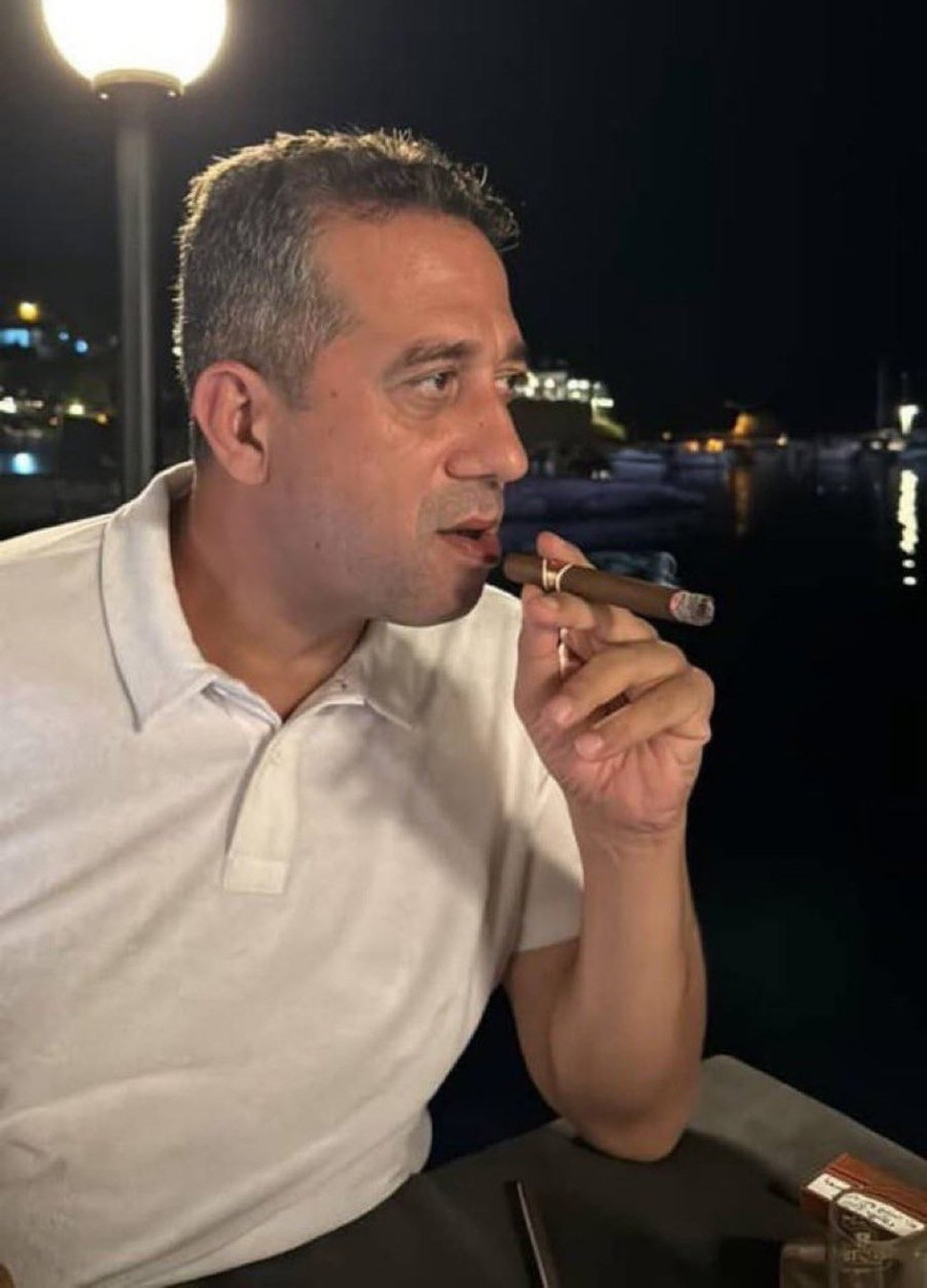 Manda yoğurduna laf etti, 50 bin TL’lik puroyla yakalandı: Ali Mahir Başarır'ın purosu sosyal medyada gündem oldu!